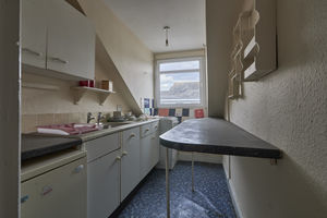Top Floor Kitchen- click for photo gallery